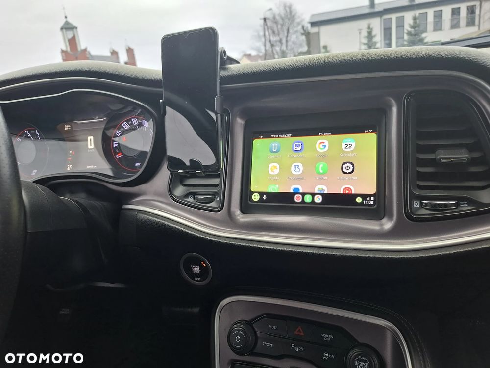 Dodge Challenger - 7