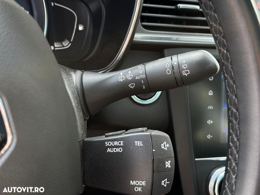 Renault Kadjar TCe 160 GPF EDC TECHNO - 40
