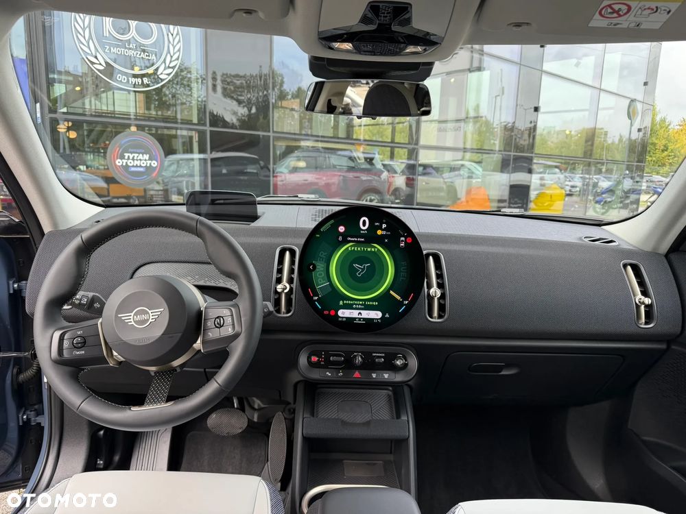 MINI Countryman Cooper S ALL4 Classic Trim - 9