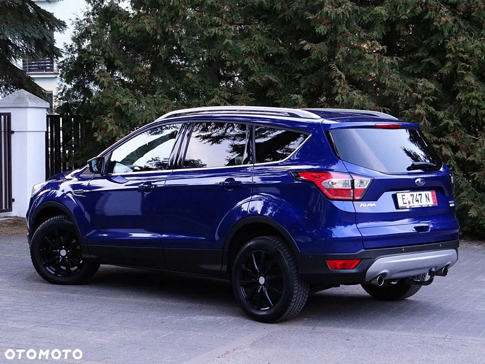 Ford Kuga 1.5 EcoBoost 2x4 Titanium - 16