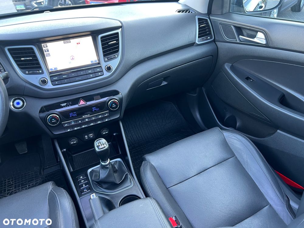 Hyundai Tucson blue 1.7 CRDi 2WD Style - 22