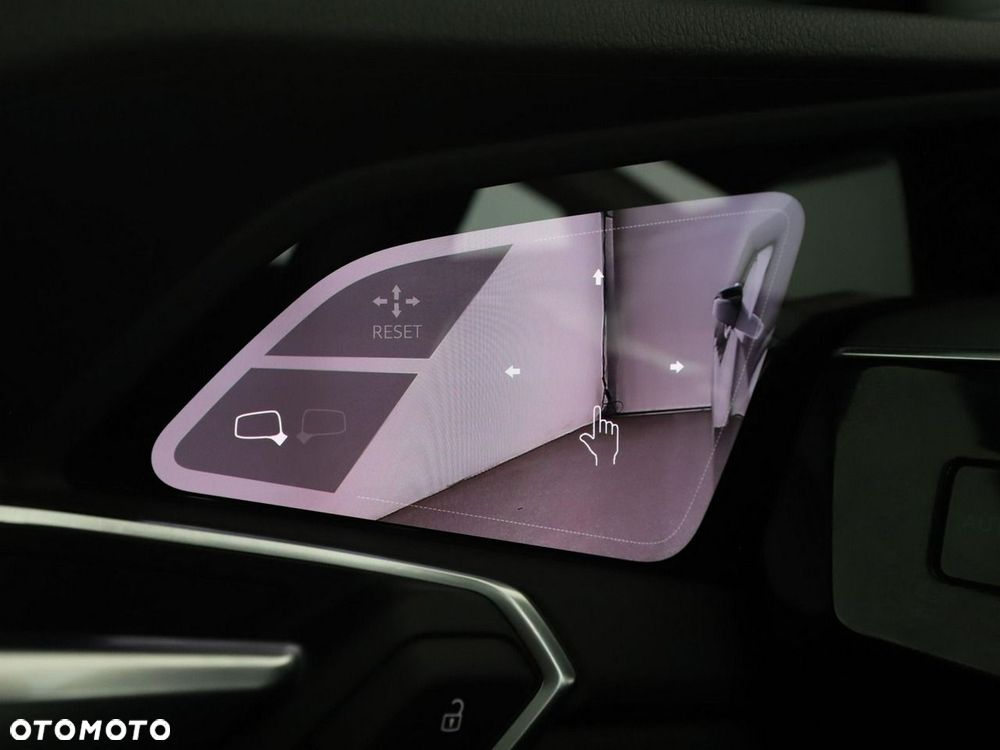 Audi e-tron 50 Quattro - 38