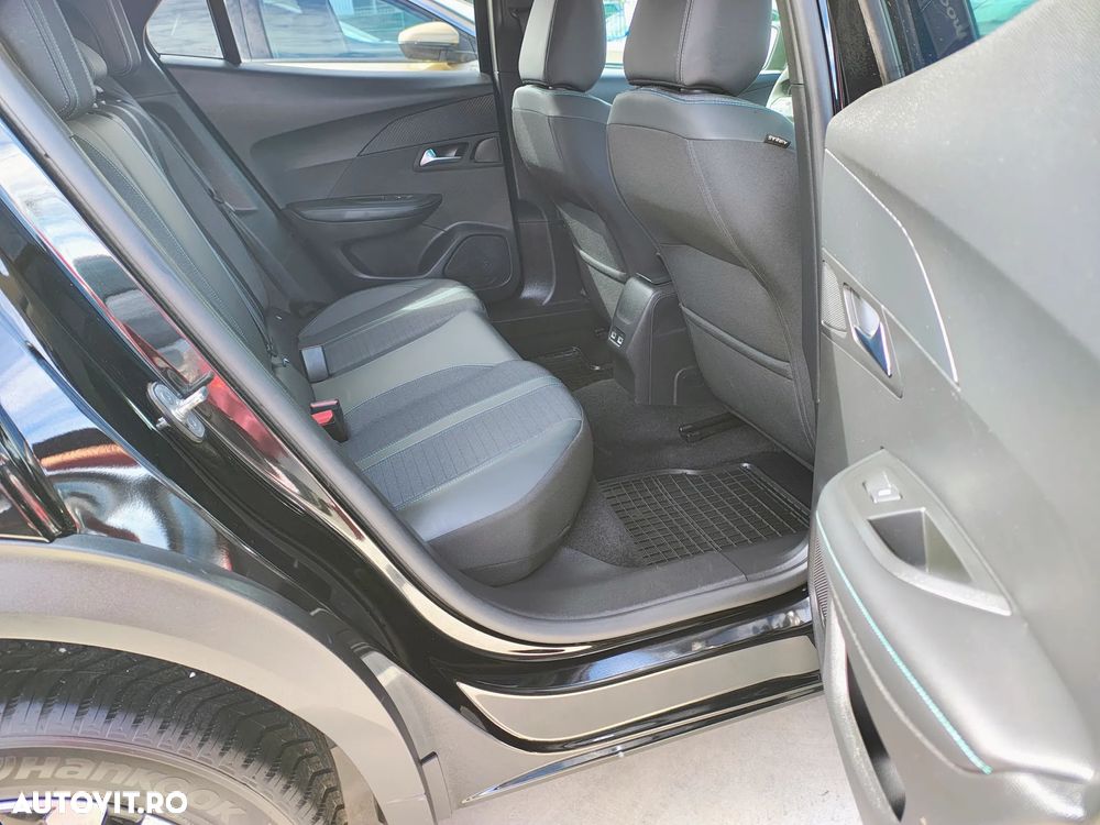 Peugeot 2008 1.5 BlueHDI 130 S&S EAT8 Allure - 12