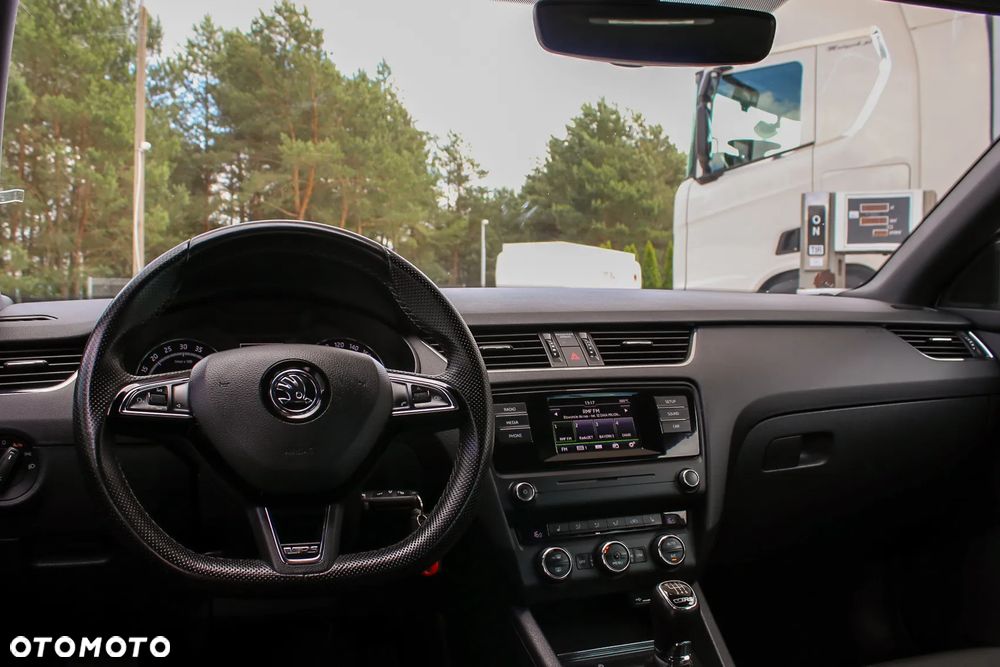 Skoda Octavia 2.0 TDI (Green tec) RS - 36