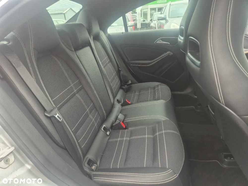 Mercedes-Benz CLA 180 (CDI) d 7G-DCT - 13