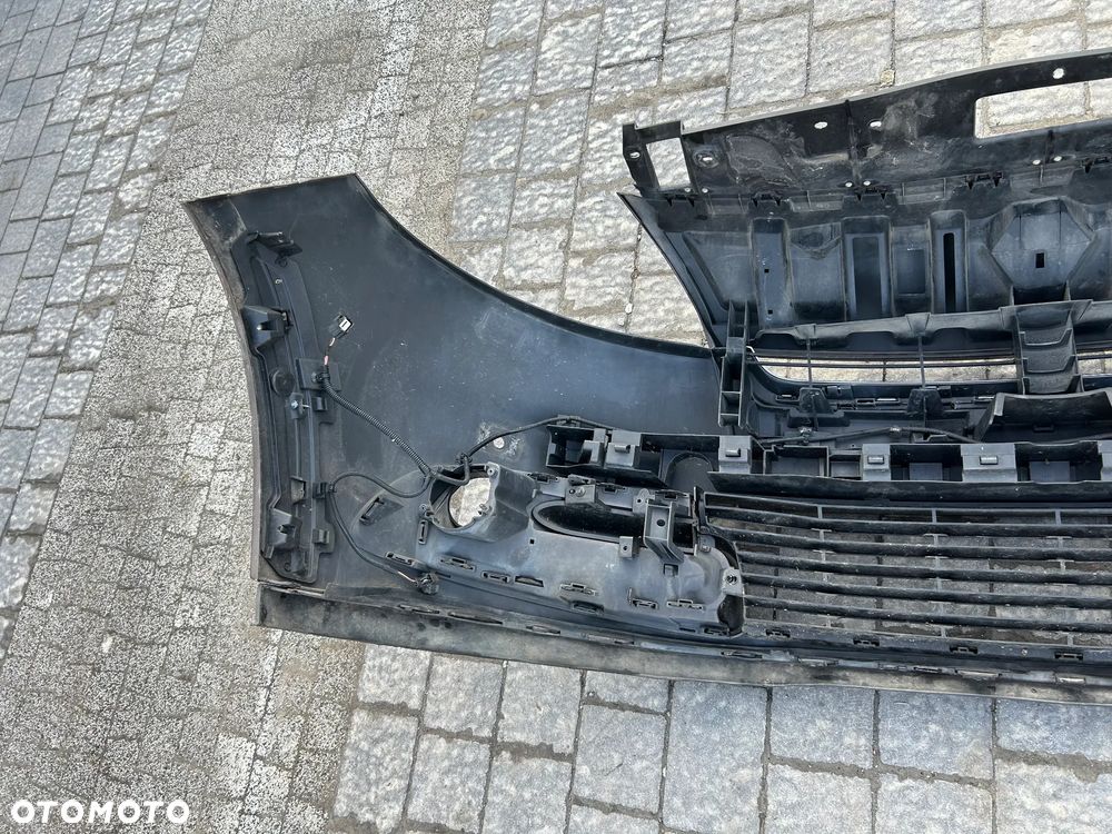 Zderzak przedni Przód Renault Scenic III Lift - 10