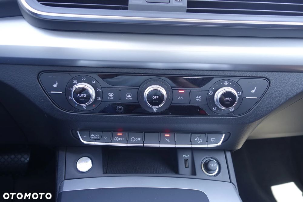 Audi Q5 35 TDI mHEV S tronic - 18