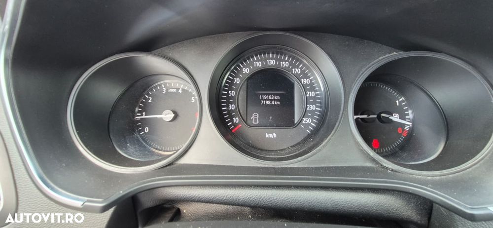 Renault Megane Energy dCi Intens - 9