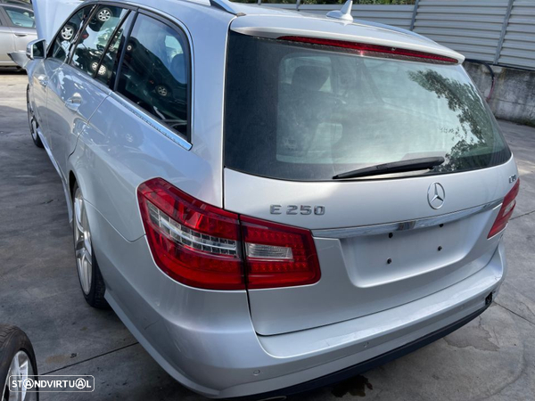 MERCEDES E 250 CDI 204 CV SW W212 DE 2012 PARA PEÇAS (7LUGARES)