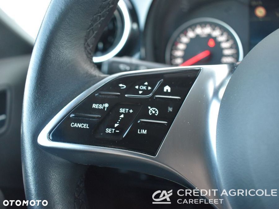 Mercedes-Benz Klasa T 180 d Progressive - 24