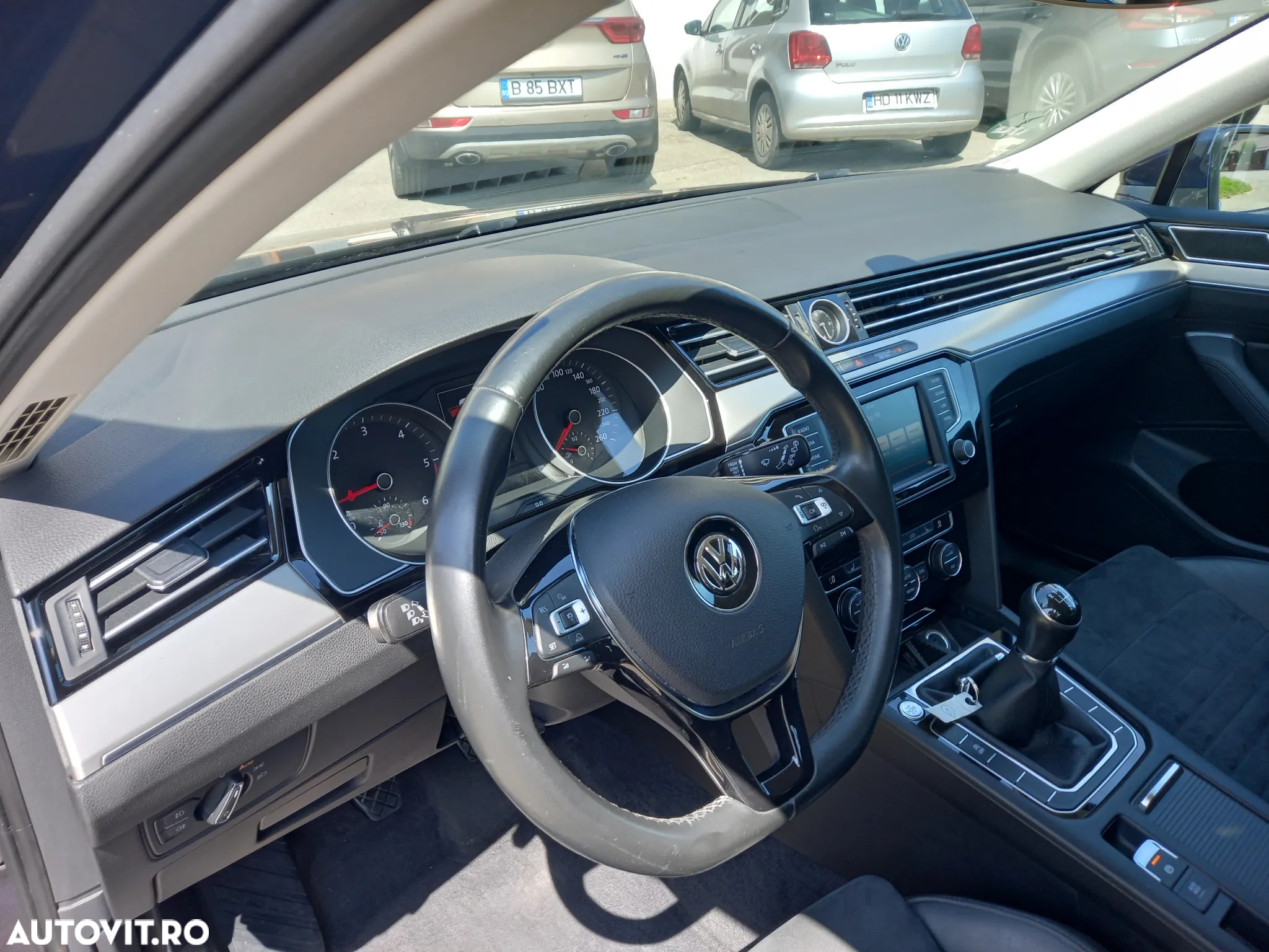 Volkswagen Passat Variant 2.0 TDI Highline - 12