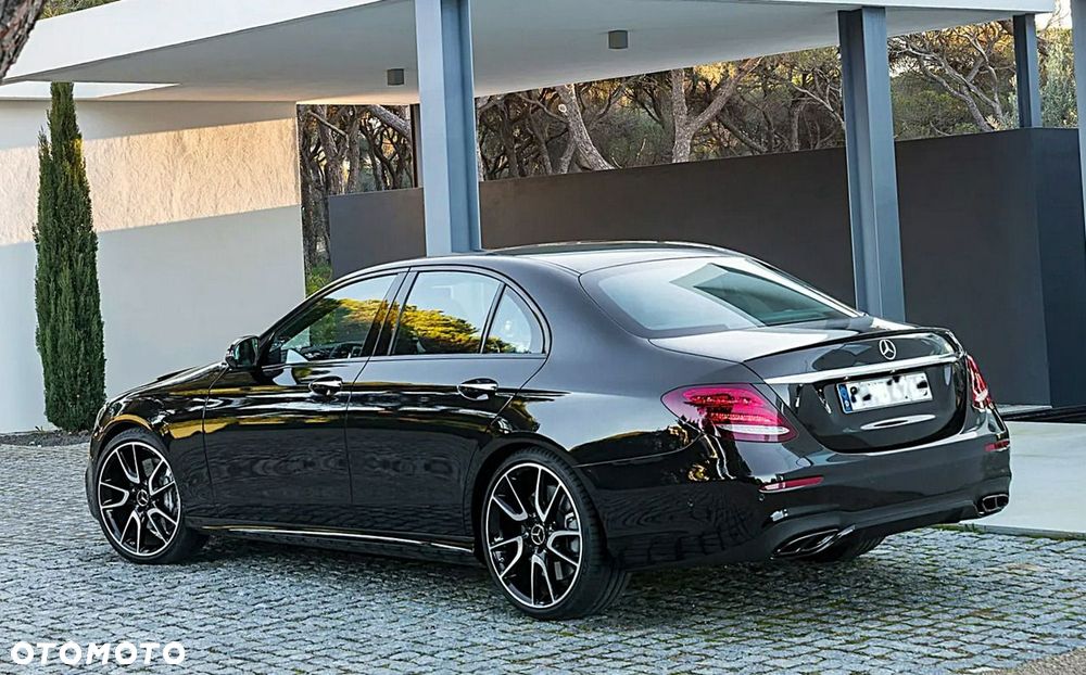 Mercedes-Benz Klasa E 43 AMG 4Matic 9G-TRONIC - 1