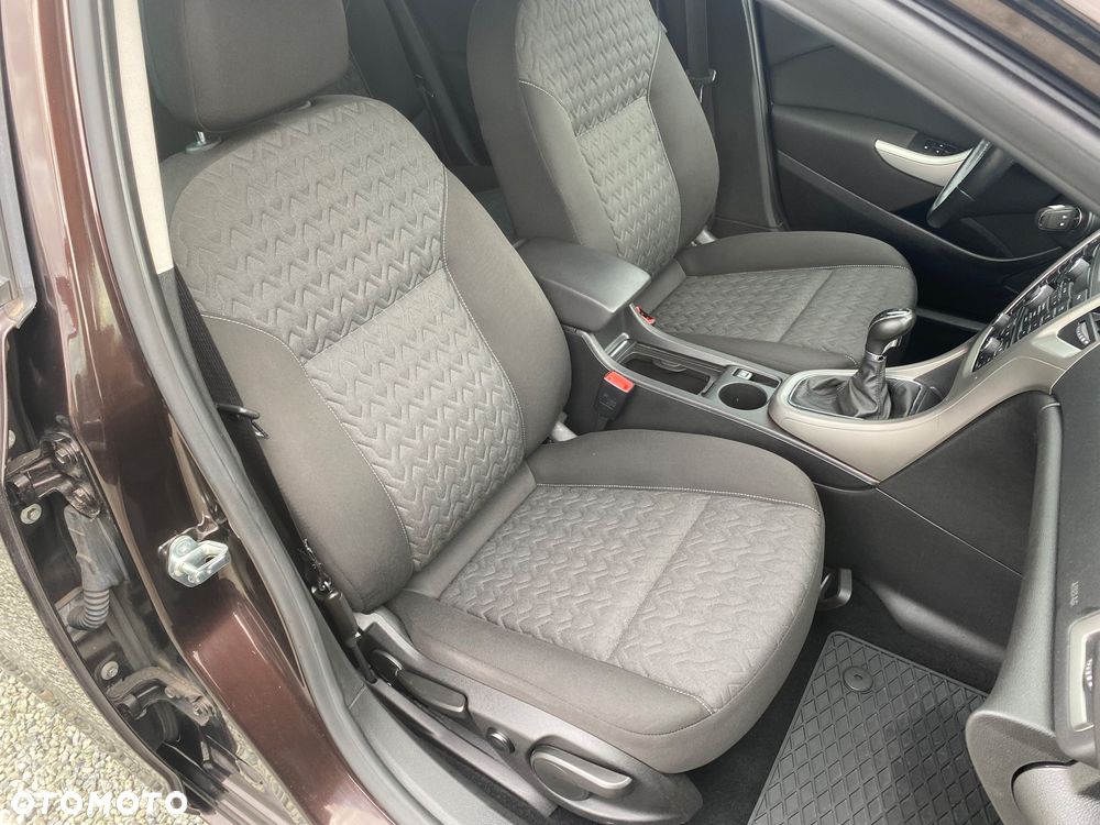 Opel Astra 1.4 Turbo Active - 27