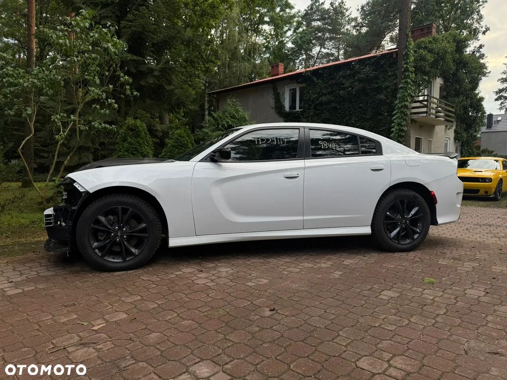 Dodge Charger - 3