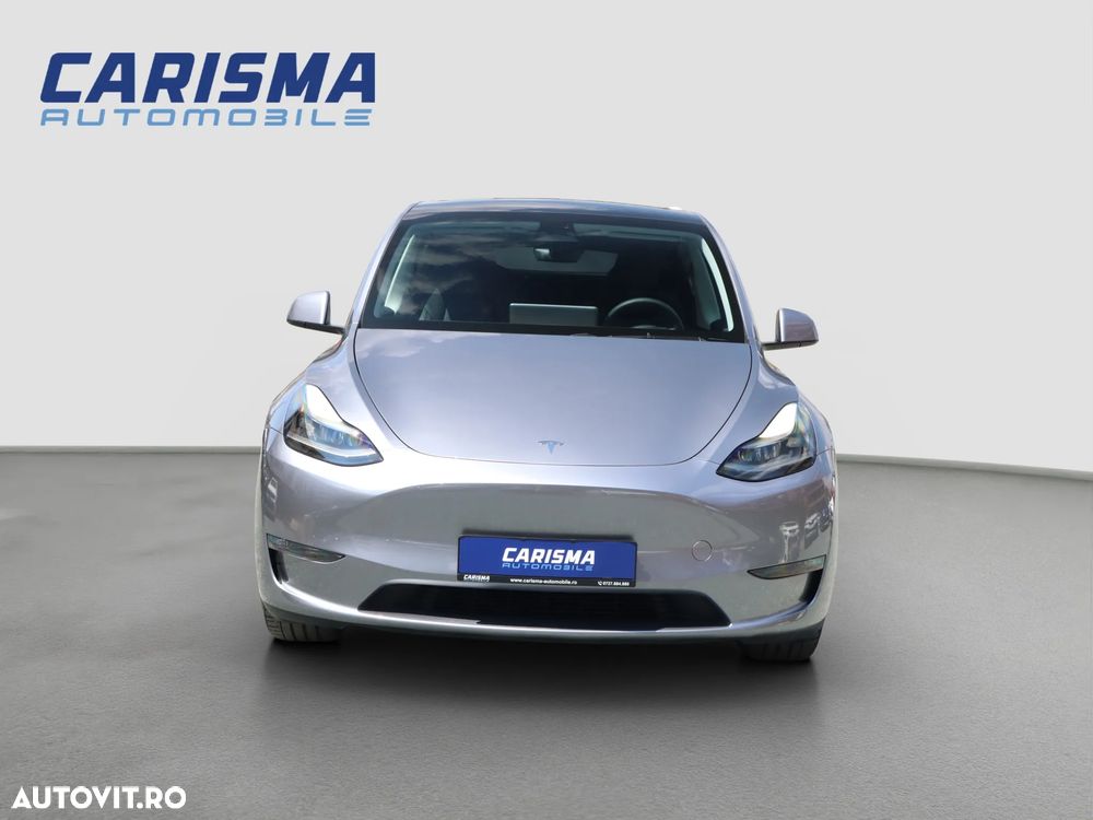 Tesla Model Y Long Range Dual Motor AWD - 2