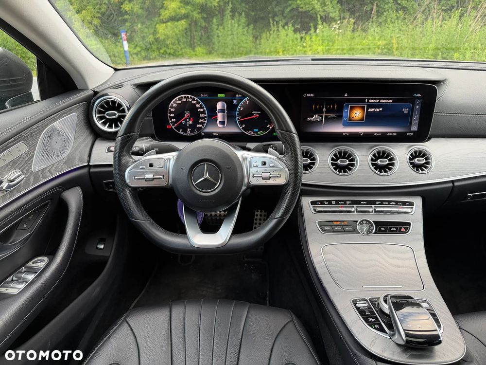 Mercedes-Benz CLS 350 AMG - 21
