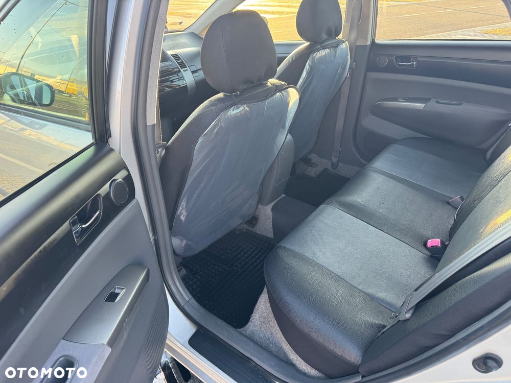 Toyota Prius 1.5 VVT-i Sol (nav) - 5