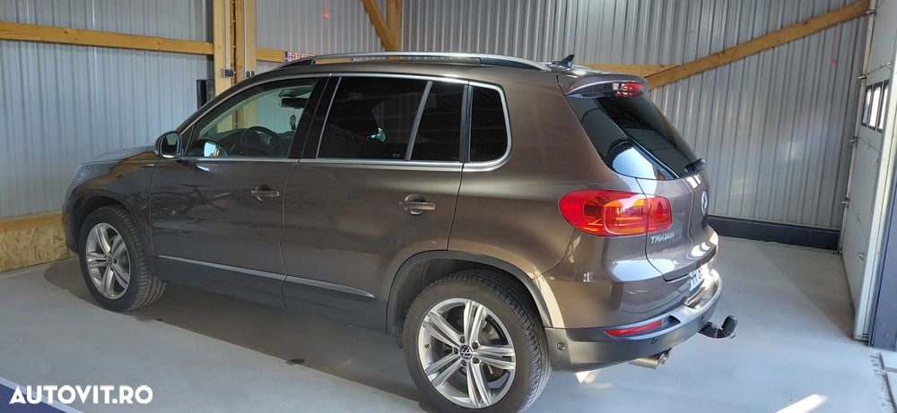 Volkswagen Tiguan - 16