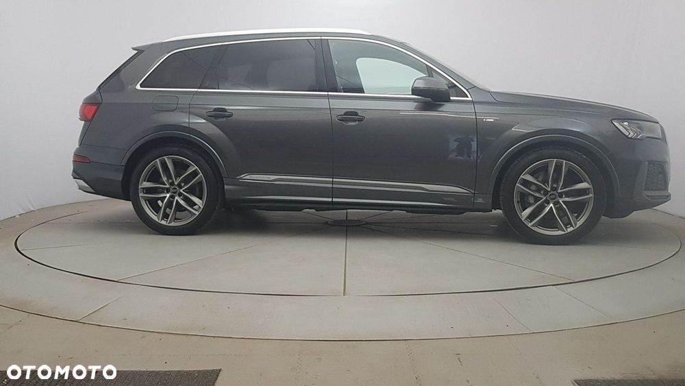 Audi Q7 - 8