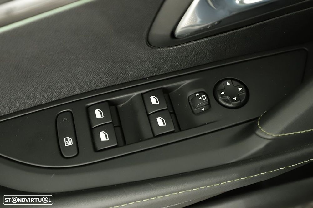 Peugeot e-208 50 kWh GT - 22