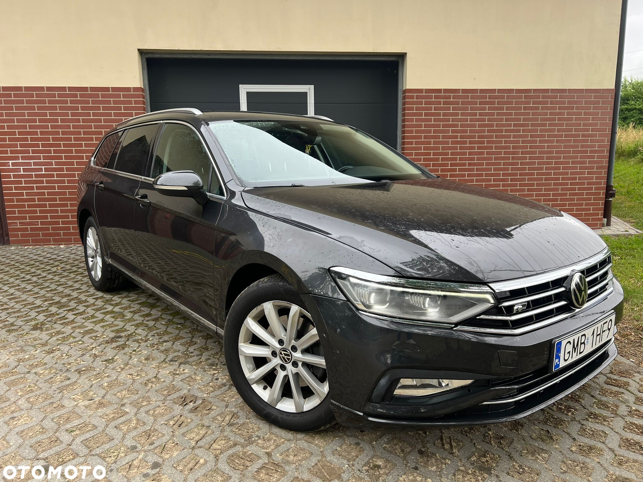 Volkswagen Passat Variant 2.0 TDI SCR DSG BlueMotion Highline - 24