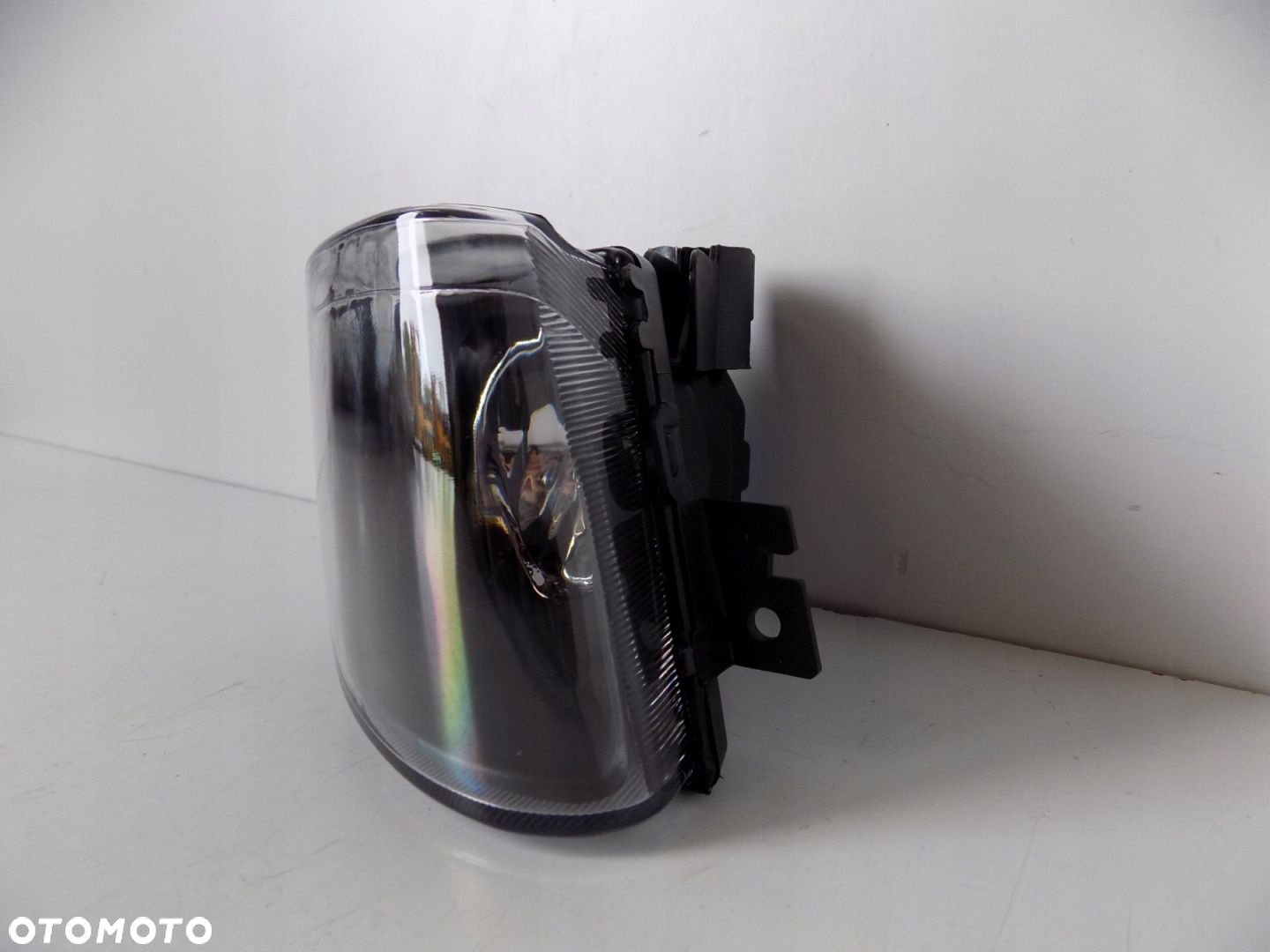 Halogen przedni BMW 7 F01F02 Prawe - 10930 - 3