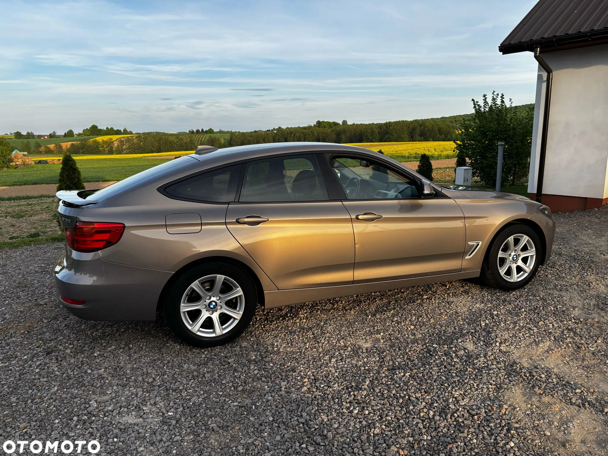 BMW 3GT 318d GT Sport Line - 14