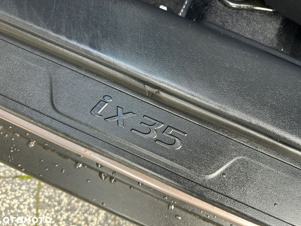 Hyundai ix35 1.7 CRDi Premium 2WD - 18