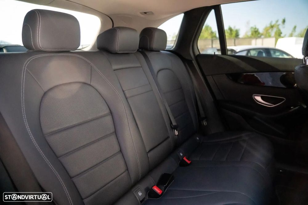 Mercedes-Benz GLC 300 de 4Matic - 30