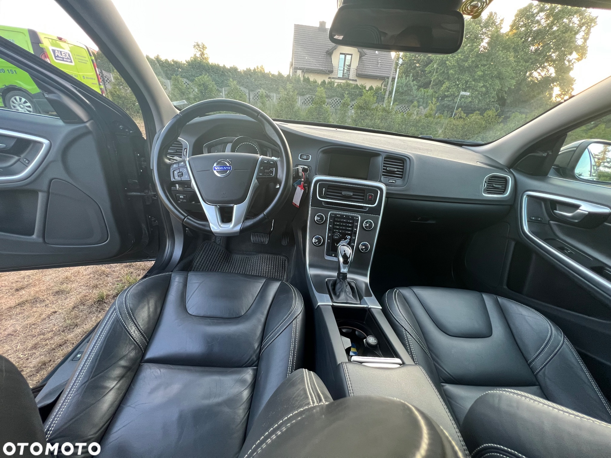 Volvo V60 D5 AWD Geartronic Summum - 7