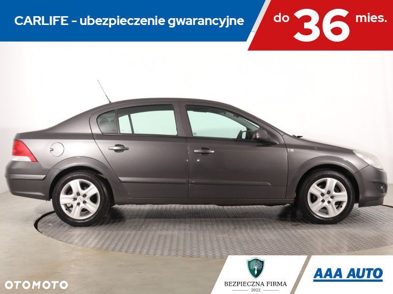 Opel Astra - 8