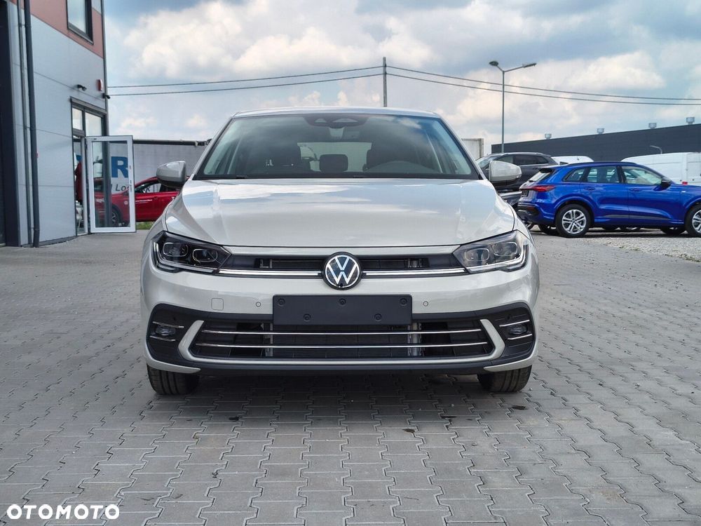 Volkswagen Polo - 2