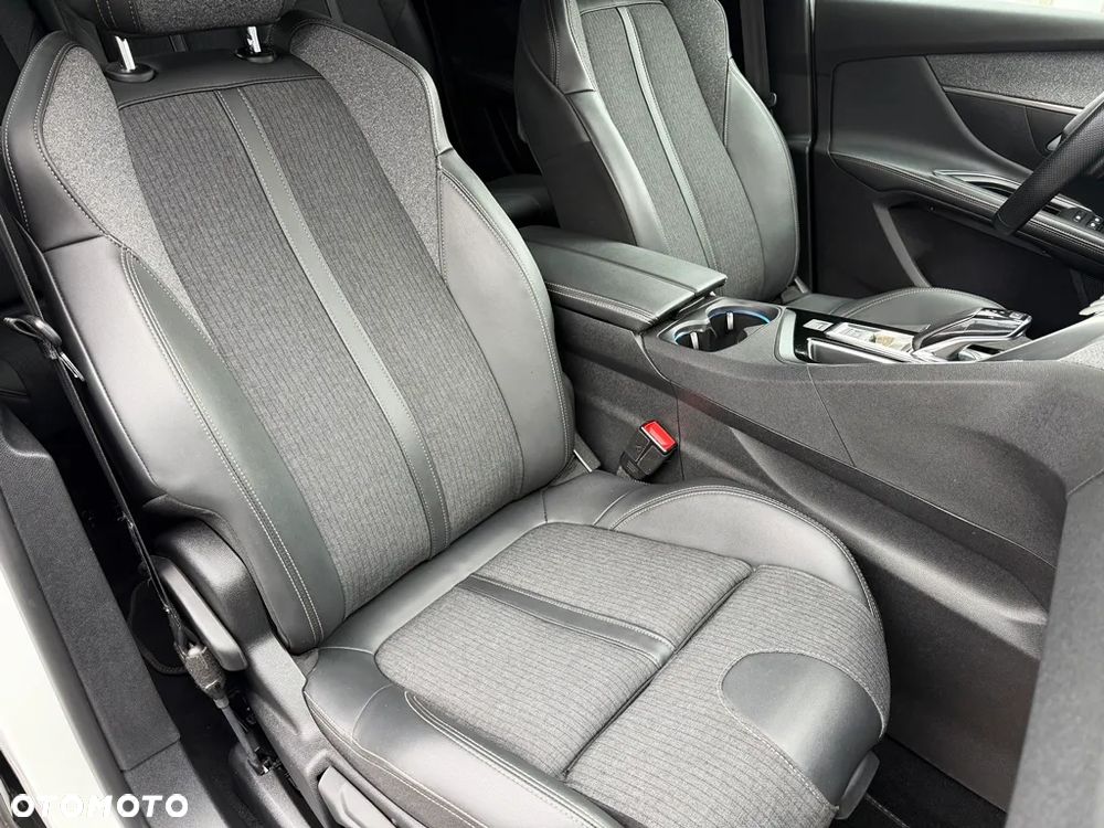 Peugeot 5008 BlueHDi 180 EAT8 GT - 39