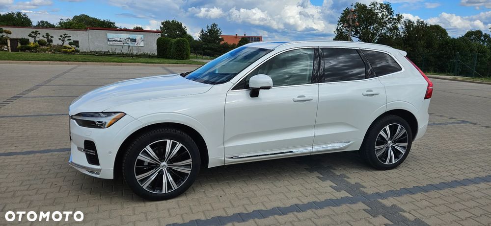 Volvo XC 60 B5 B AWD Plus Bright - 16