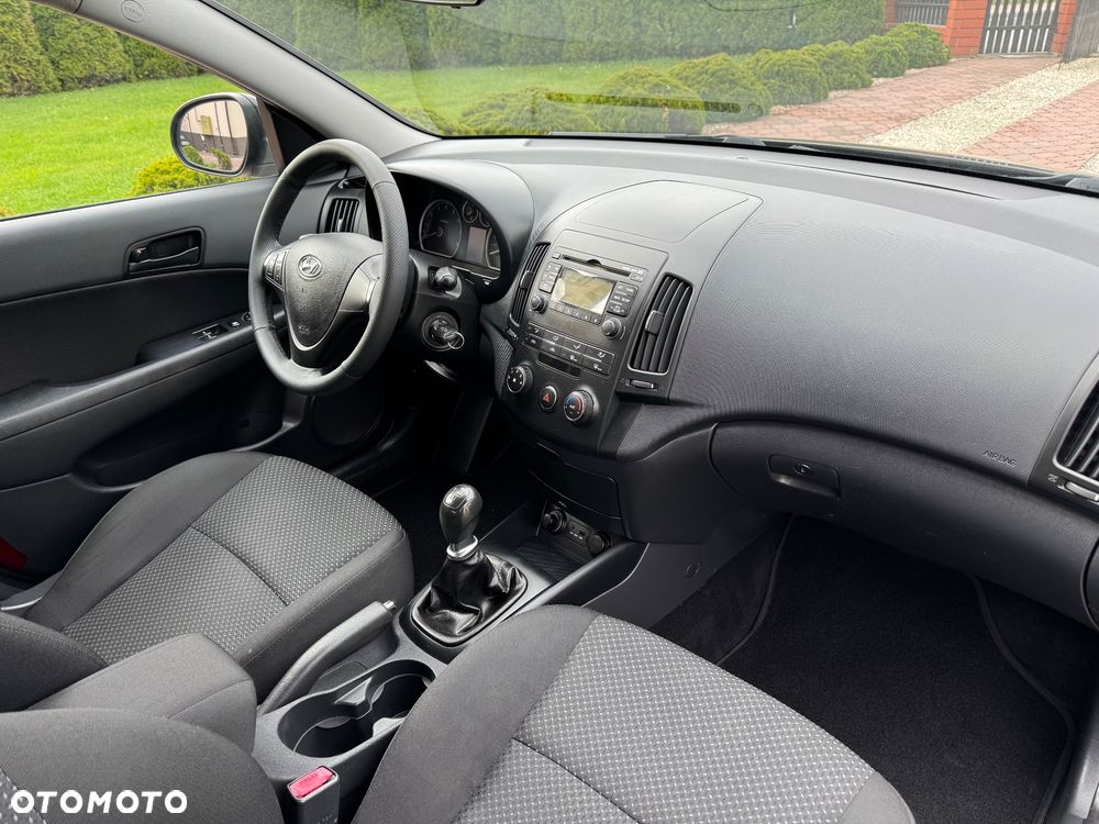 Hyundai i30 1.4 Blue Comfort - 16
