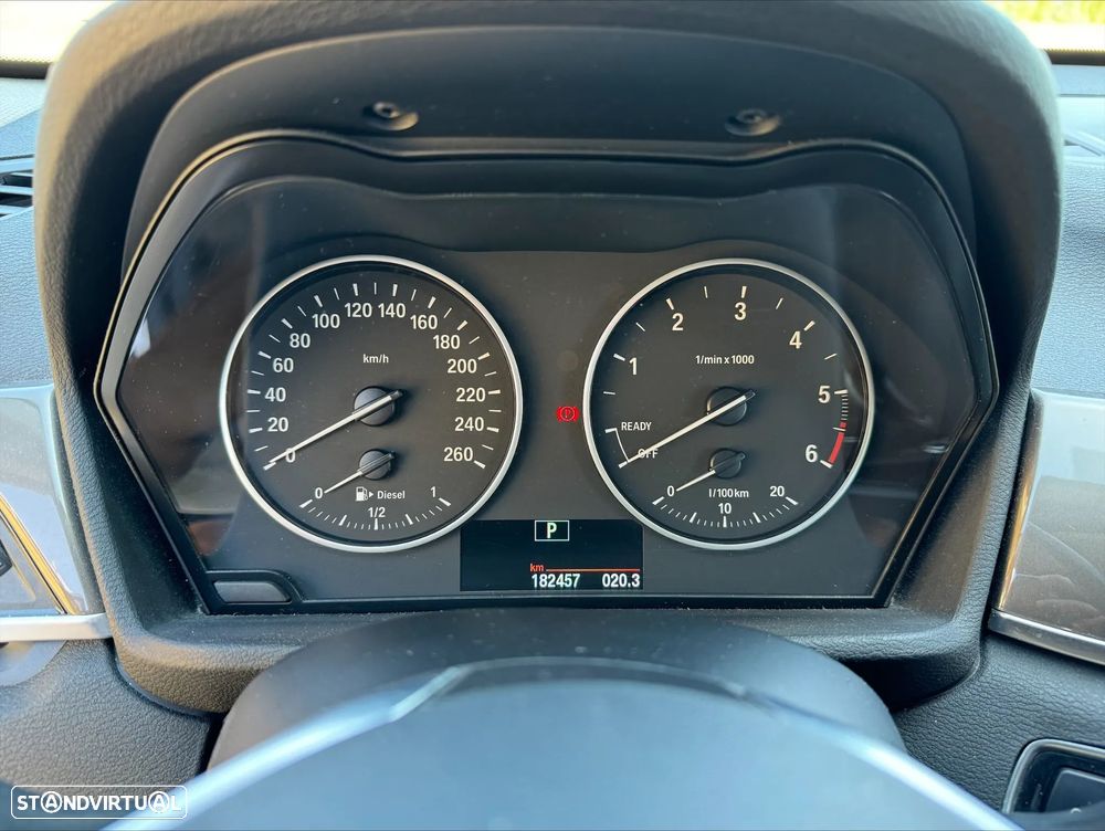 BMW X1 18 d sDrive Auto xLine - 6