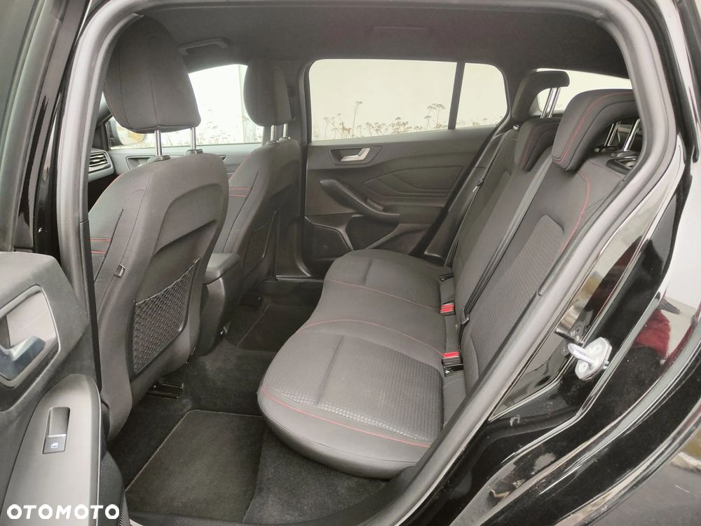 Ford Focus 2.0 TDCi ST-Line Black ASS - 14
