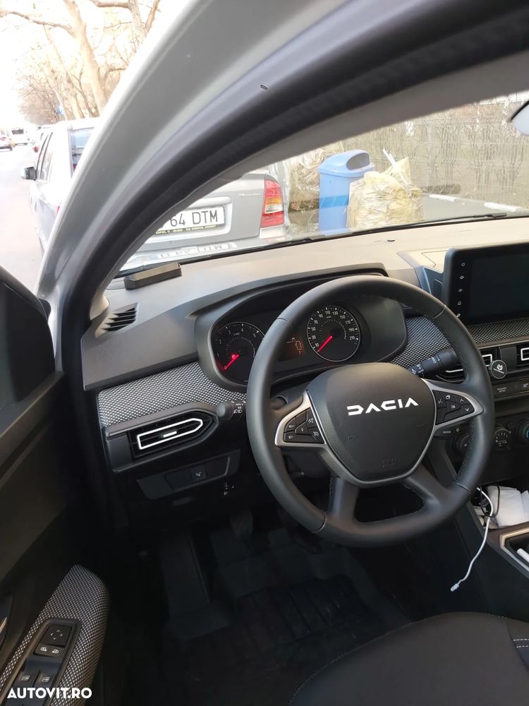 Dacia Logan Expression TCE 90 MT6 - 7