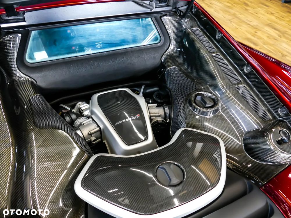 McLaren MP4-12C Coupe - 29