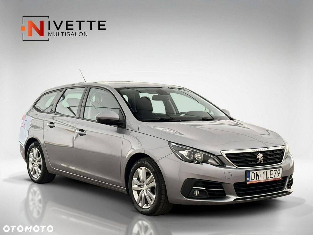 Peugeot 308 2020 photo 2