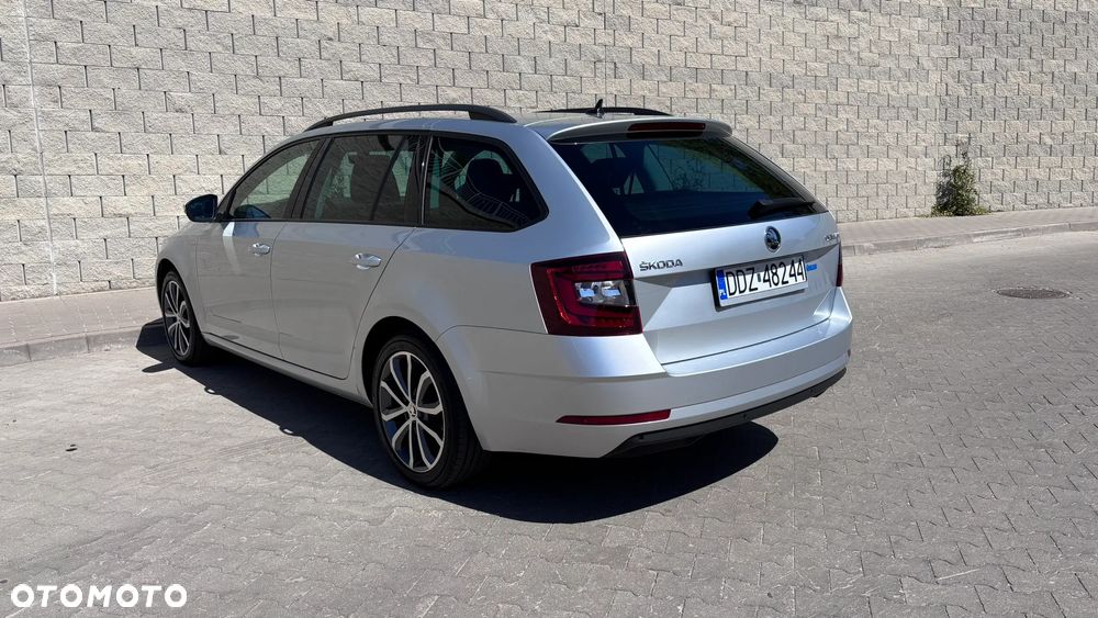 Skoda Octavia 2.0 TDI SCR Style DSG - 5