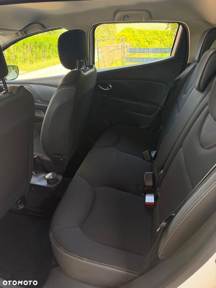 Renault Clio - 12