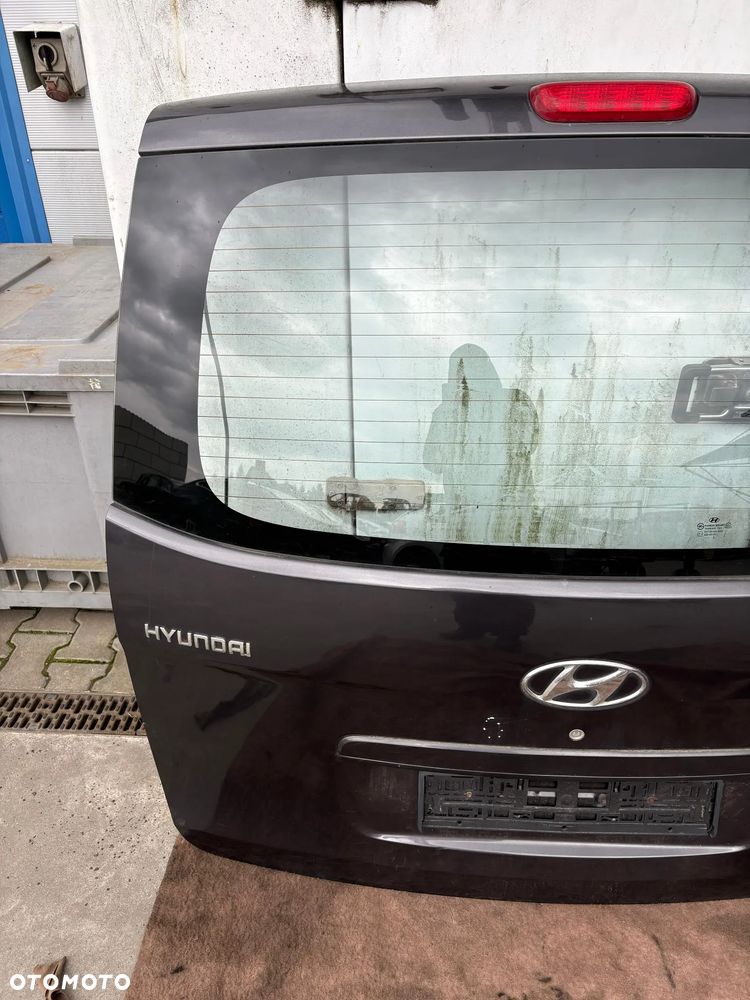 KLAPA BAGAŻNIKA HYUNDAI H1 - 2