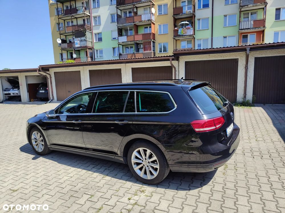 Volkswagen Passat 2.0 TDI SCR DSG Comfortline - 15