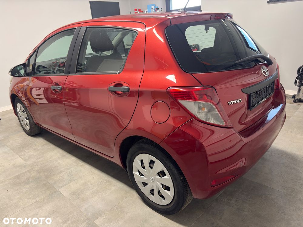 Toyota Yaris 1.33 VVT-i Comfort - 2