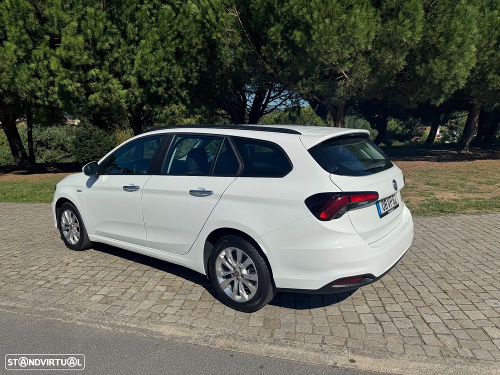 Fiat Tipo Station Wagon 1.3 M-Jet Street - 24