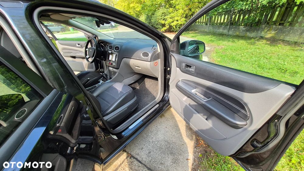Ford Focus 1.6 TDCi DPF Titanium - 26