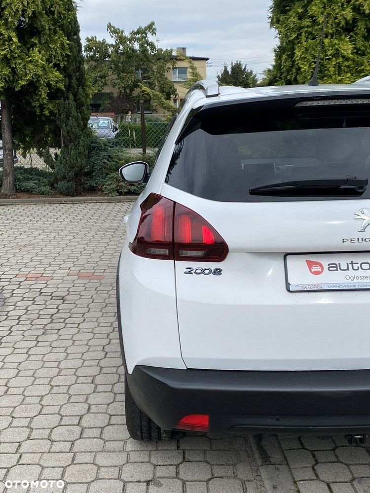Peugeot 2008 1.5 BlueHDi Signature - 11
