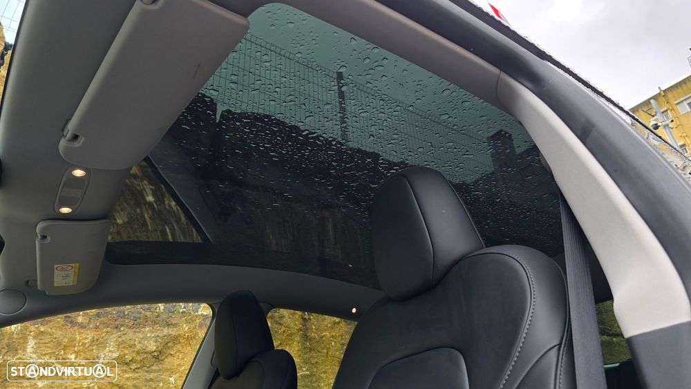 Tesla Model Y Long Range Tração Integral - 8