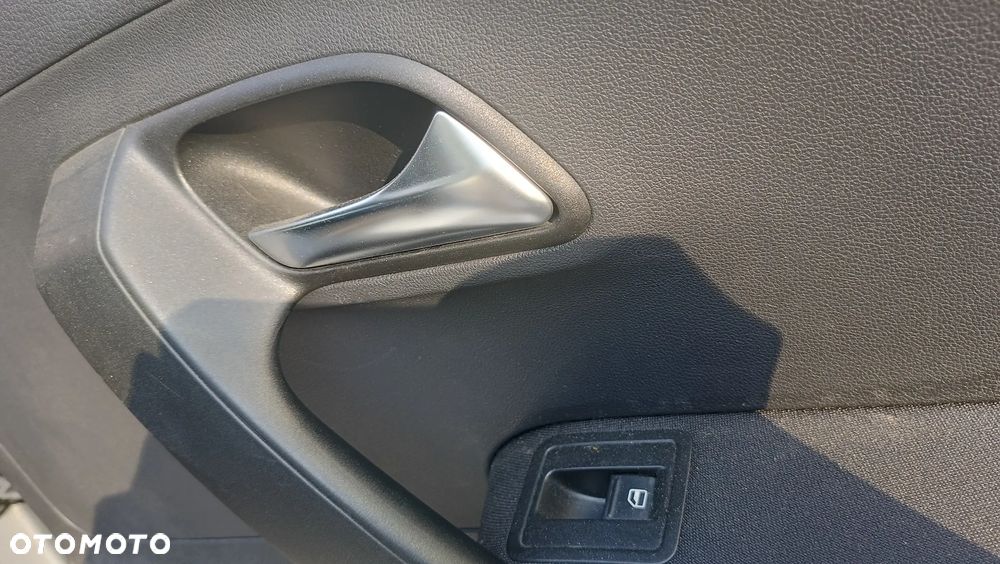 Volkswagen Polo - 25